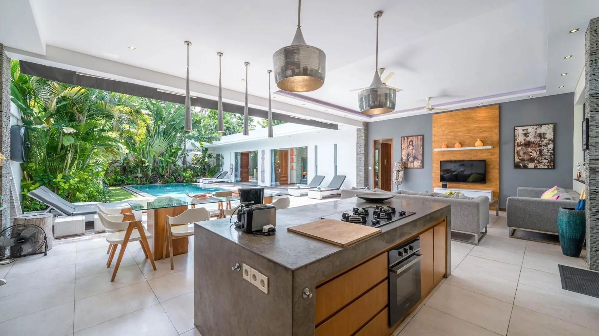 Villa Sawah - 3Bd In Seminyak Center インドネシア