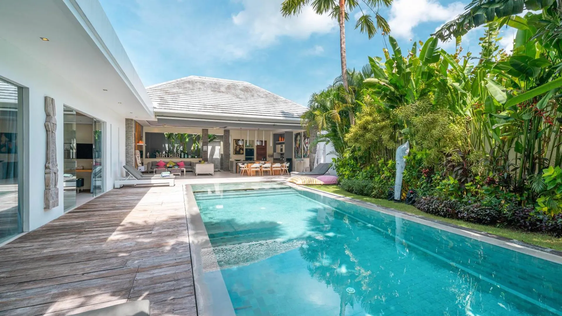 Villa Sawah - 3Bd In Seminyak Center