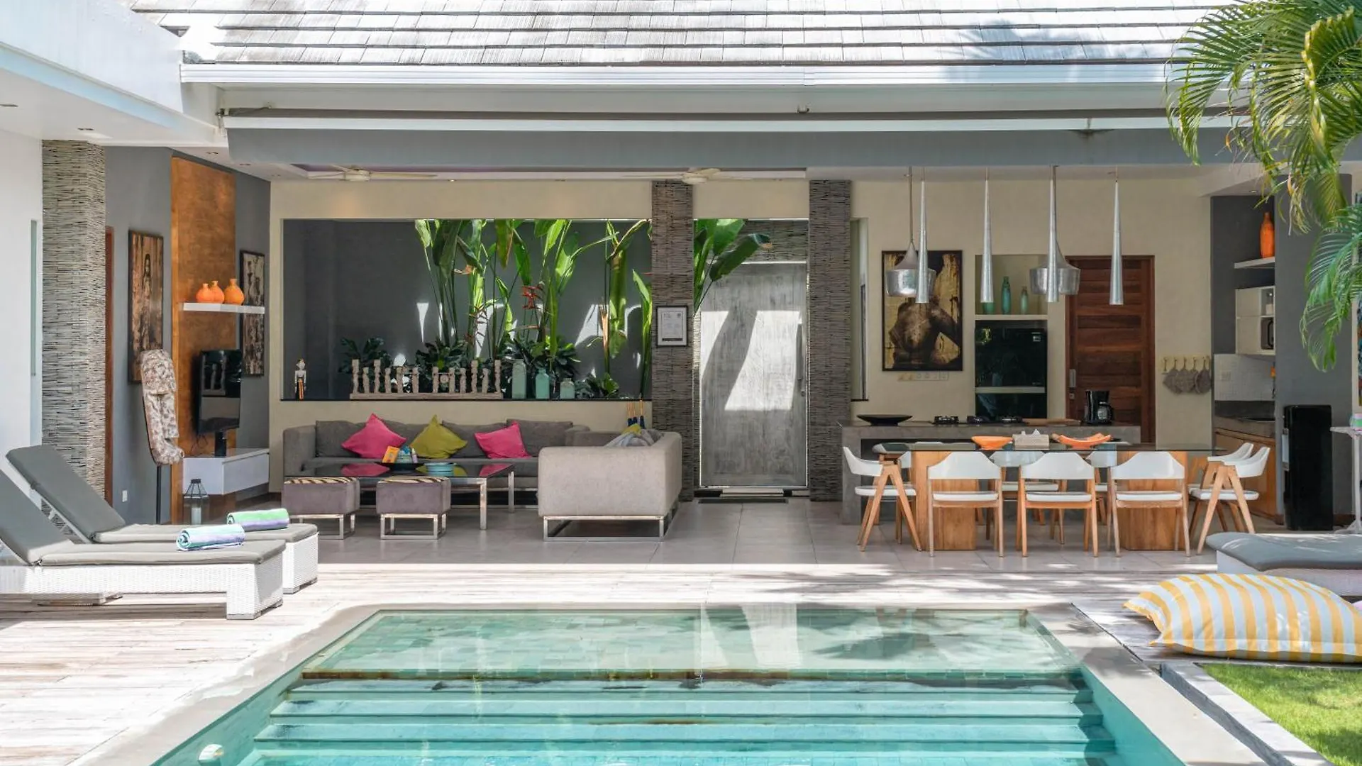 Villa Sawah - 3Bd In Seminyak Center