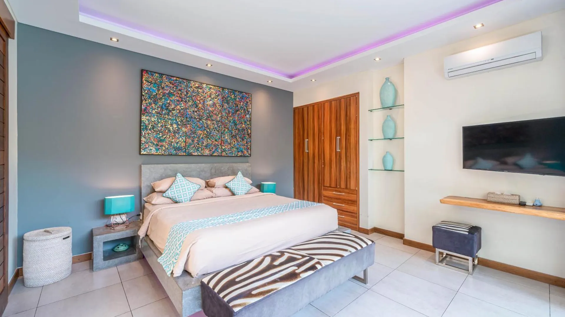 Villa Sawah - 3Bd In Seminyak Center  スミニャック