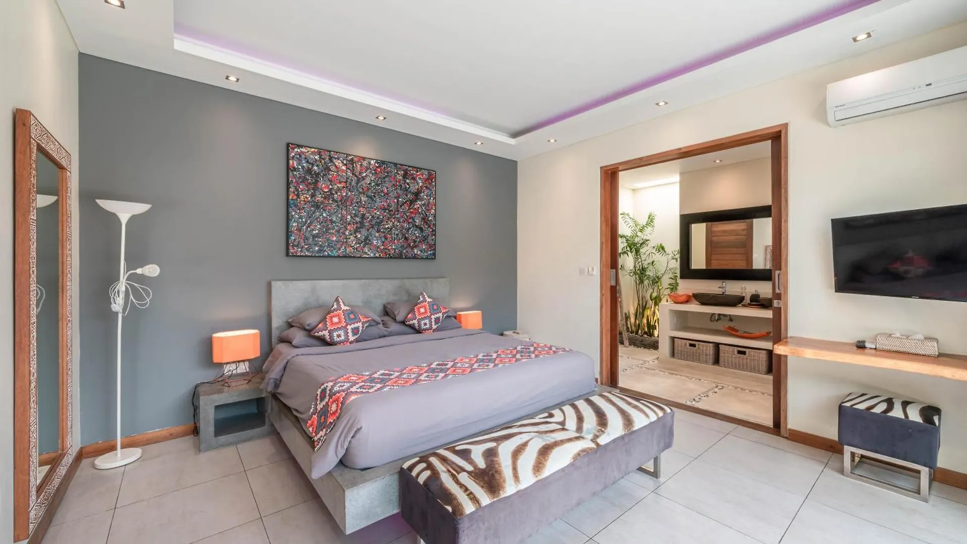 Villa Sawah - 3Bd In Seminyak Center