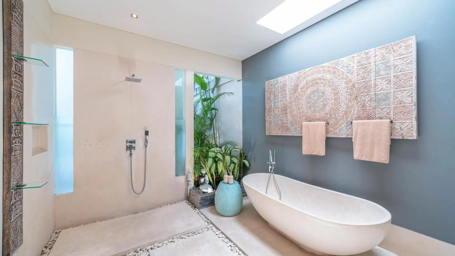 Villa Sawah - 3Bd In Seminyak Center