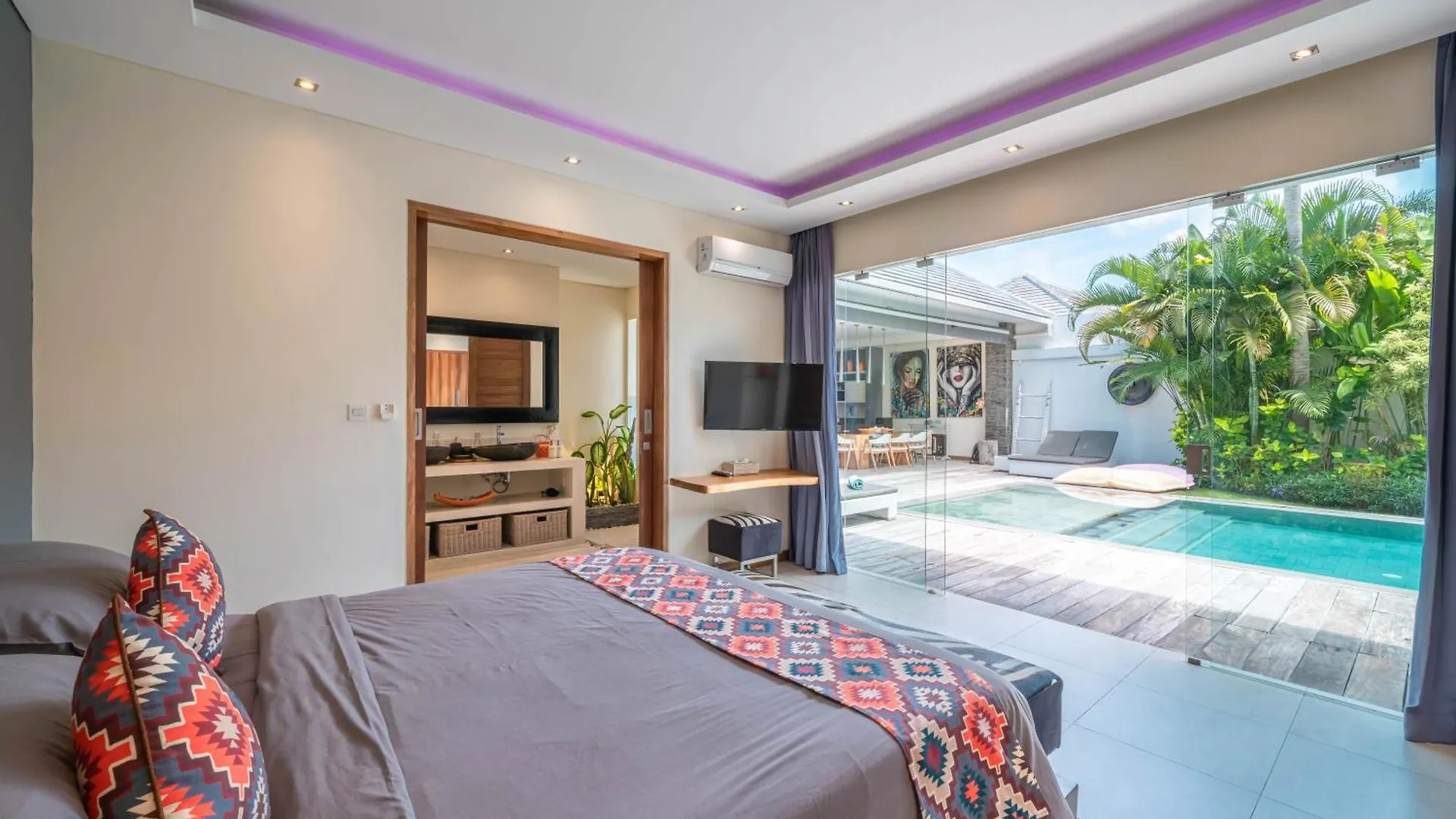 Villa Sawah - 3Bd In Seminyak Center 印尼