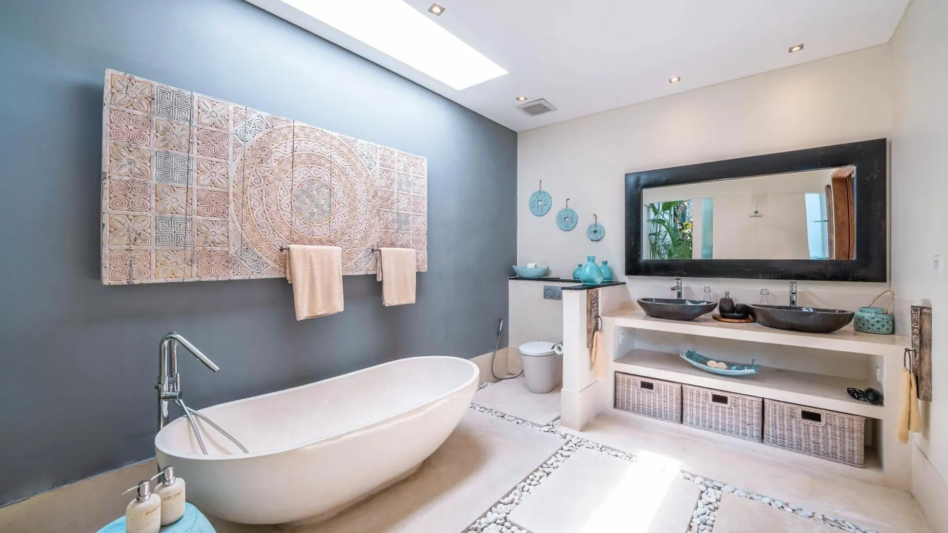 Villa Sawah - 3Bd In Seminyak Center